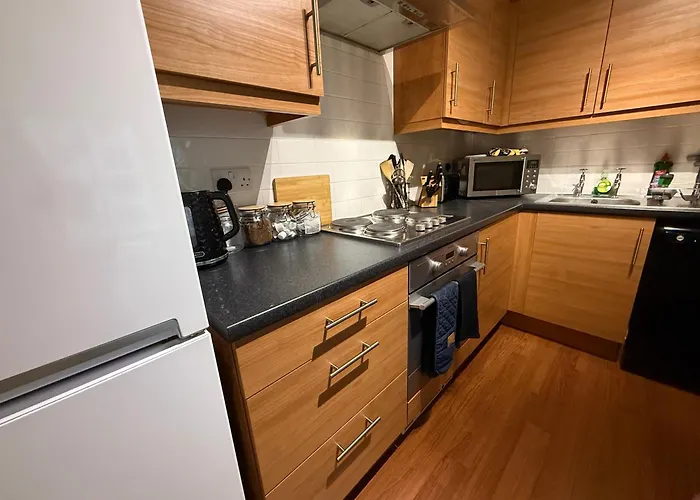 Central Hub Flat